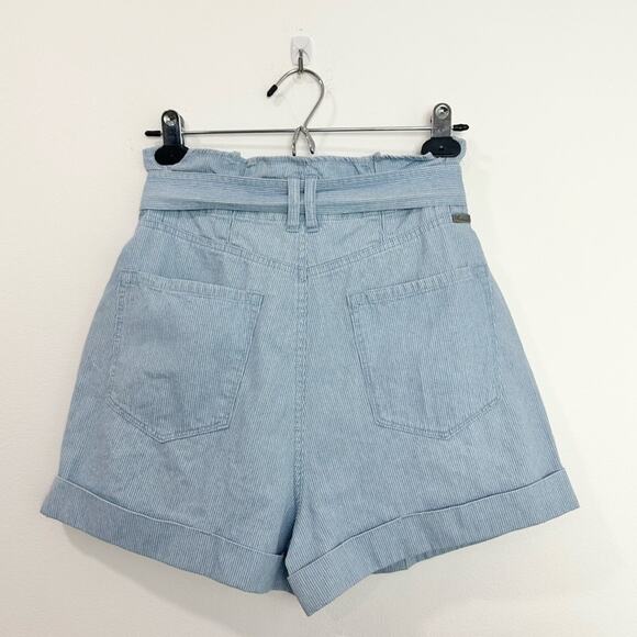 Kancan Dove Ultra High Rise Paperbag Shorts Size medium - Picture 8 of 8